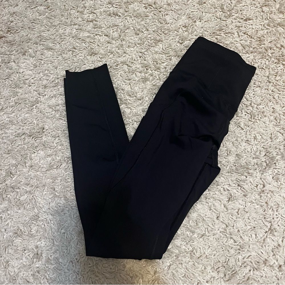 Lululemon black fast and free 25" leggings size 2